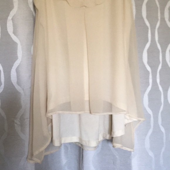 Hi-low Cream Top - Picture 4 of 7